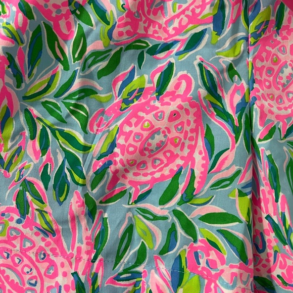 NWT Lilly Pulitzer KATIA MID-RISE SHORT, FRENCHIE BLUE TURTLEY IN LOVE Pink XL - Picture 3 of 8